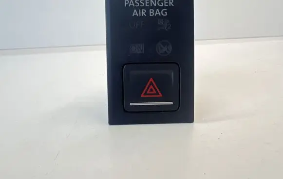 Volkswagen Golf VII Hazard light switch 5G1919225