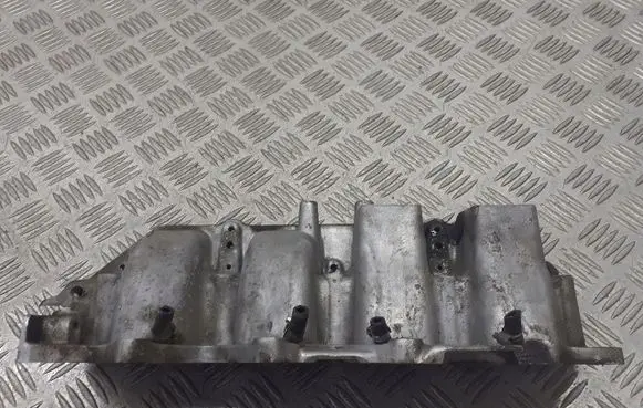 Renault Megane II Intake manifold 8200329496