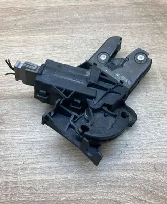 Audi A6 S6 C6 4F Tailgate/trunk/boot lock/catch/latch 4F5827505C Ust