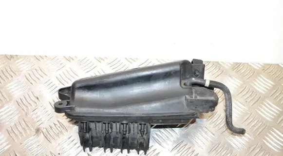 Mercedes-Benz C W205 Vacuum air tank A6510700868 446480602