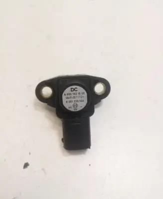 Mercedes-Benz C W204 Air pressure sensor A0061531528