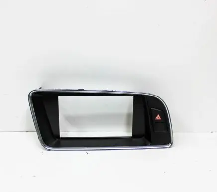 Radio/GPS head unit trim