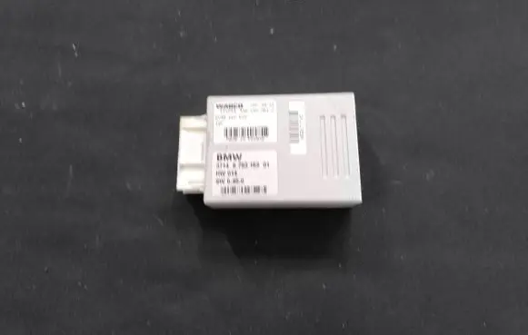 BMW X5M E70 Air suspension control unit module (rear) 6793163 4461500510