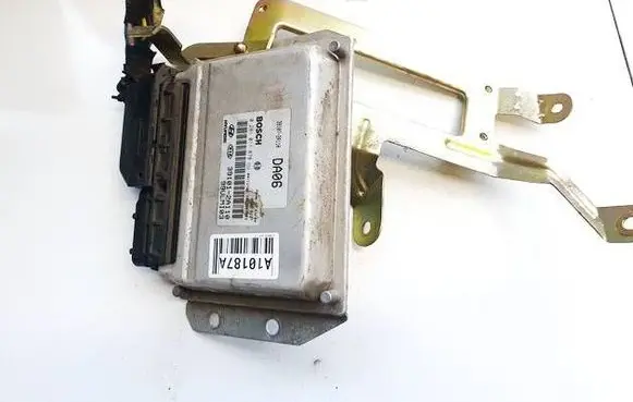 KIA Cerato Engine control unit/module 0281011878 391012A110