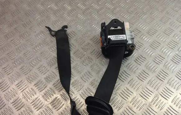 BMW X3 F25 Front seatbelt 7258435