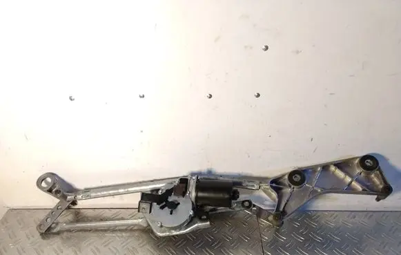 Mercedes-Benz GL X164 Front wiper linkage 