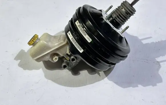 Dodge Challenger Electric power steering pump 04779986AG