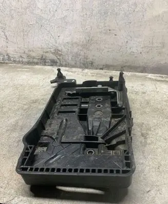 Volkswagen Taigo Battery tray 