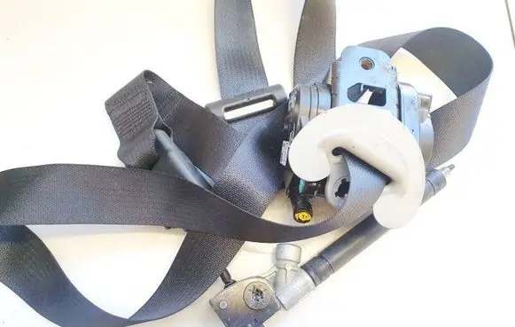Tesla Model Y Front seatbelt 1493803c1c