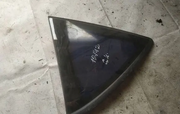 Mercedes-Benz A W169 Rear side window as2
