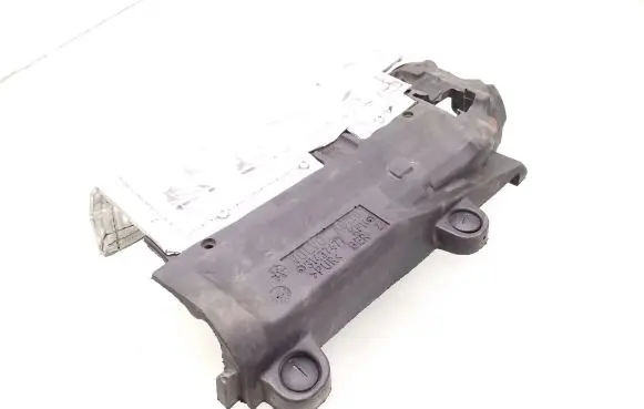 Volvo S90, V90 Heat shield in engine bay 31437477