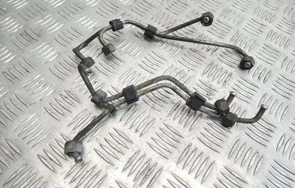 Volkswagen Sharan Fuel injector supply line/pipe 