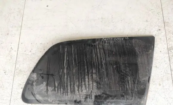 Ford Galaxy Rear side window