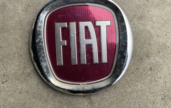 Fiat Ducato Manufacturer badge logo/emblem 