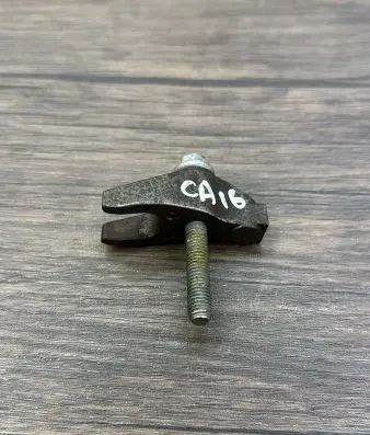 Jeep Grand Cherokee Fuel Injector clamp holder