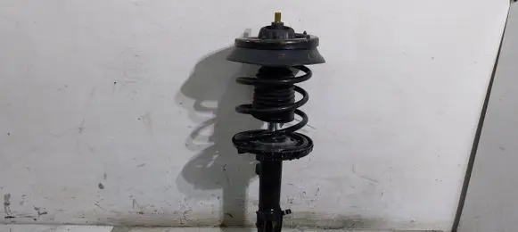 Mercedes-Benz C W203 Front shock absorber/damper A2033201930