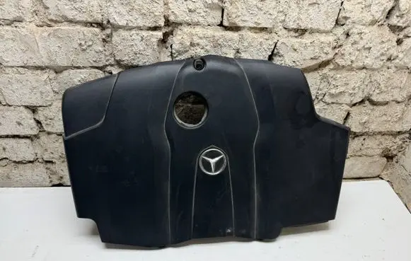 Mercedes-Benz C W205 Engine cover (trim) A6510108512