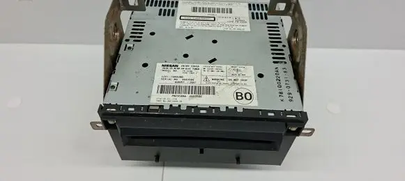 Radio/CD/DVD/GPS head unit