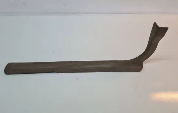 Volvo C70 Front sill trim cover 6800938