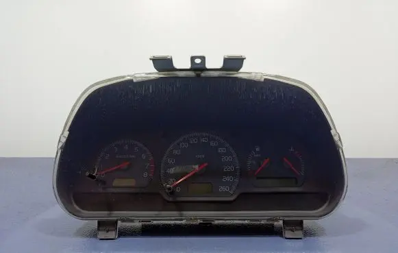 Volvo S40, V40 Speedometer (instrument cluster) 30889710