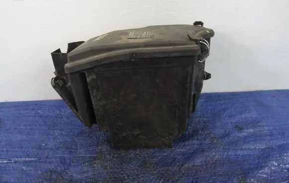 Mercedes-Benz SLK R171 Other engine bay part A1718170020