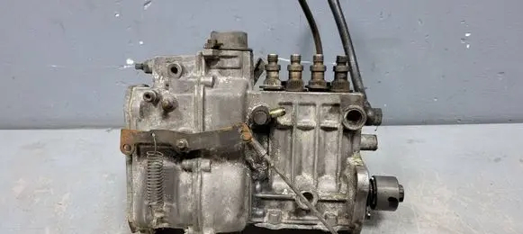 Mercedes-Benz 200 300 W123 Fuel injection high pressure pump 0400074978
