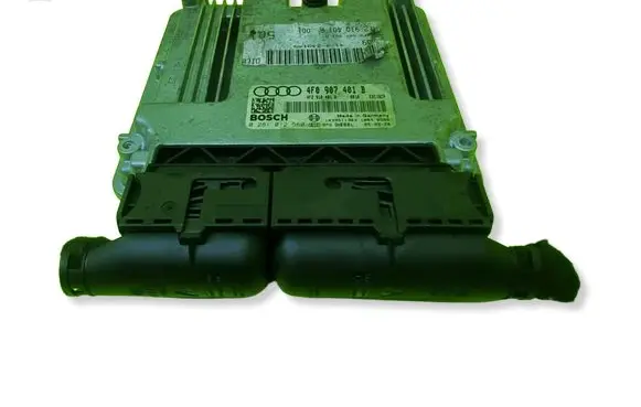 Audi A6 S6 C6 4F Engine control unit/module 4F0907401B 4F2910401R 0281012560