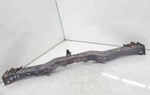 Top upper radiator support slam panel