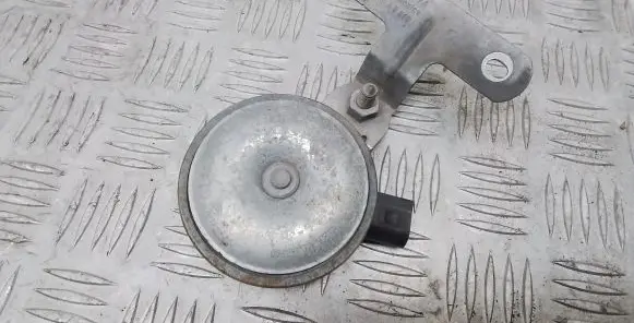 Volkswagen Jetta USA Horn signal 5G0951101A