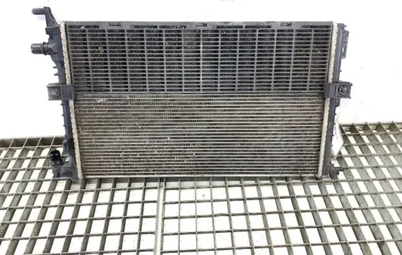 Renault Arkana Coolant radiator 214105837R