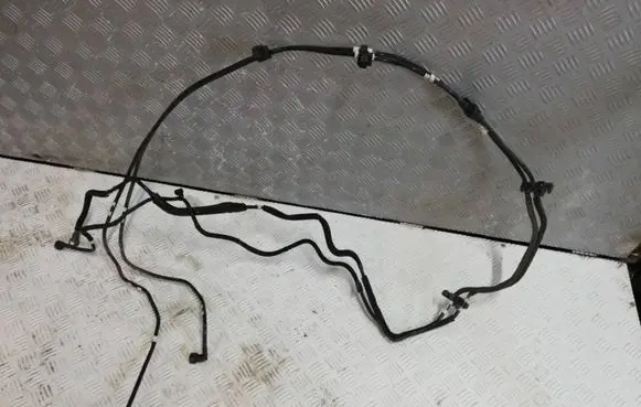 Dacia Sandero Fuel line pipe