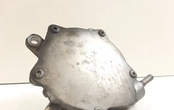 Toyota Verso Vacuum pump 18061218