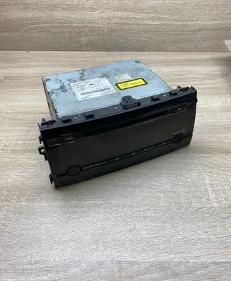 Toyota Prius (XW20) Radio/CD/DVD/GPS head unit 8612047220