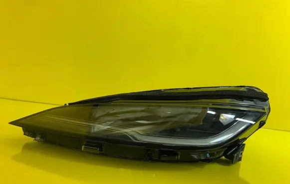 Tesla Model 3 Headlight/headlamp 1760888-99-C