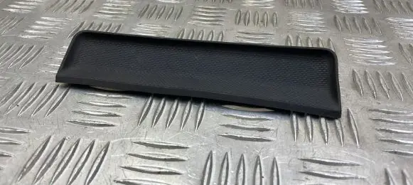 Audi A4 S4 B9 Panel drawer/shelf pad 8113419