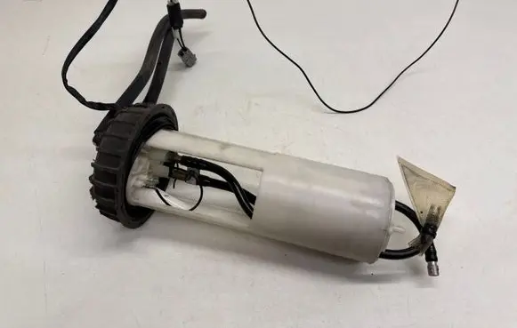Volvo S70 V70 V70 XC In-tank fuel pump