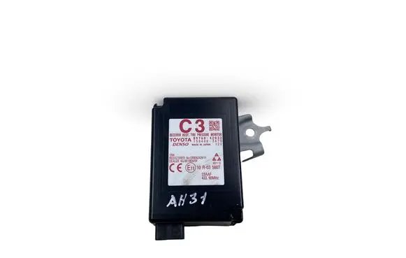 Toyota RAV 4 (XA40) Other control units/modules 8976042032