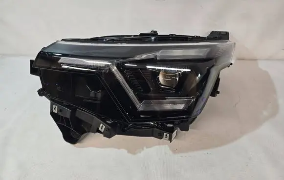 Suzuki Vitara (LY) Headlight/headlamp 3530058U00 25071870 LUMAX2960