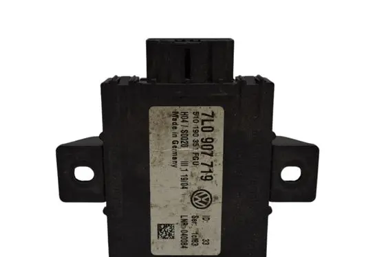 Volkswagen Touareg I Alarm control unit/module 7L0907719