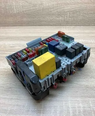 Opel Astra G Fuse box set 90589965 90229206