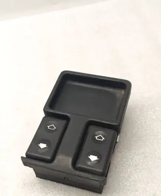 BMW 5 E34 Electric window control switch 1374491
