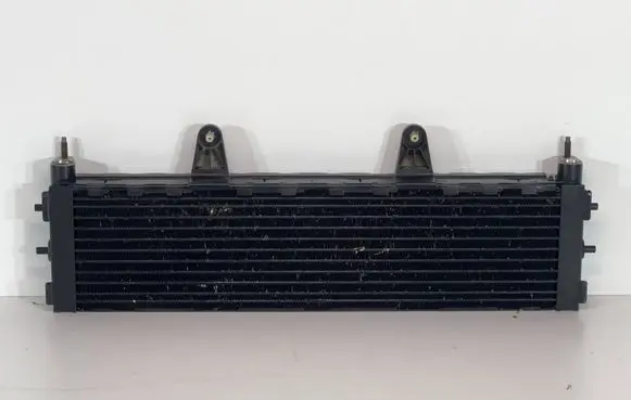 BMW M8 F91 F92 G14 G15 Engine oil radiator 8746756 22989810 316836