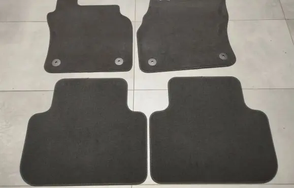 Audi Q3 F3 Car floor mat set 83C863691 83A864450