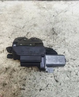 Porsche Macan (95B) Tailgate/trunk/boot lock/catch/latch 95B827505B C01092 95B827505