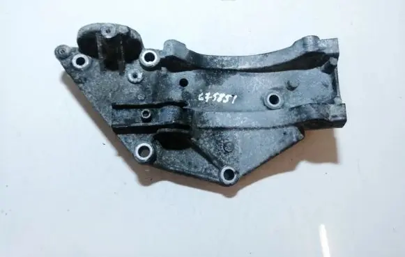 Volvo S40 Engine mounting bracket 9650034280