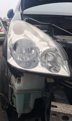 Toyota Corolla Verso AR10 Headlight/headlamp