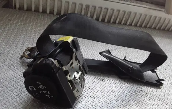 Audi A6 S6 C5 4B Rear seatbelt