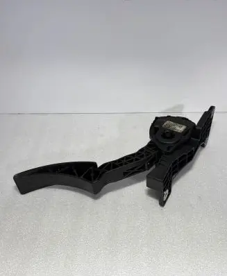 Jeep Grand Cherokee Accelerator throttle pedal 52124785 6PV93396800
