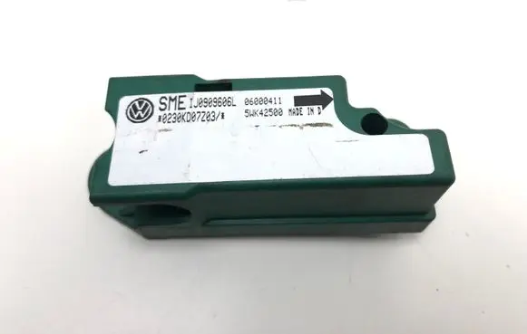 Volkswagen New Beetle Airbag deployment crash/impact sensor 1J0909606L 5W442500