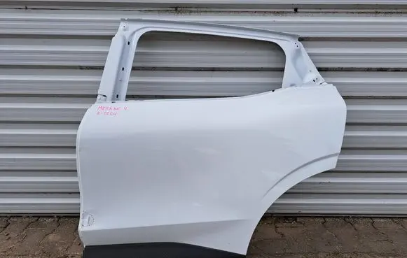 Renault Megane E-Tech Rear door 821138177R W670